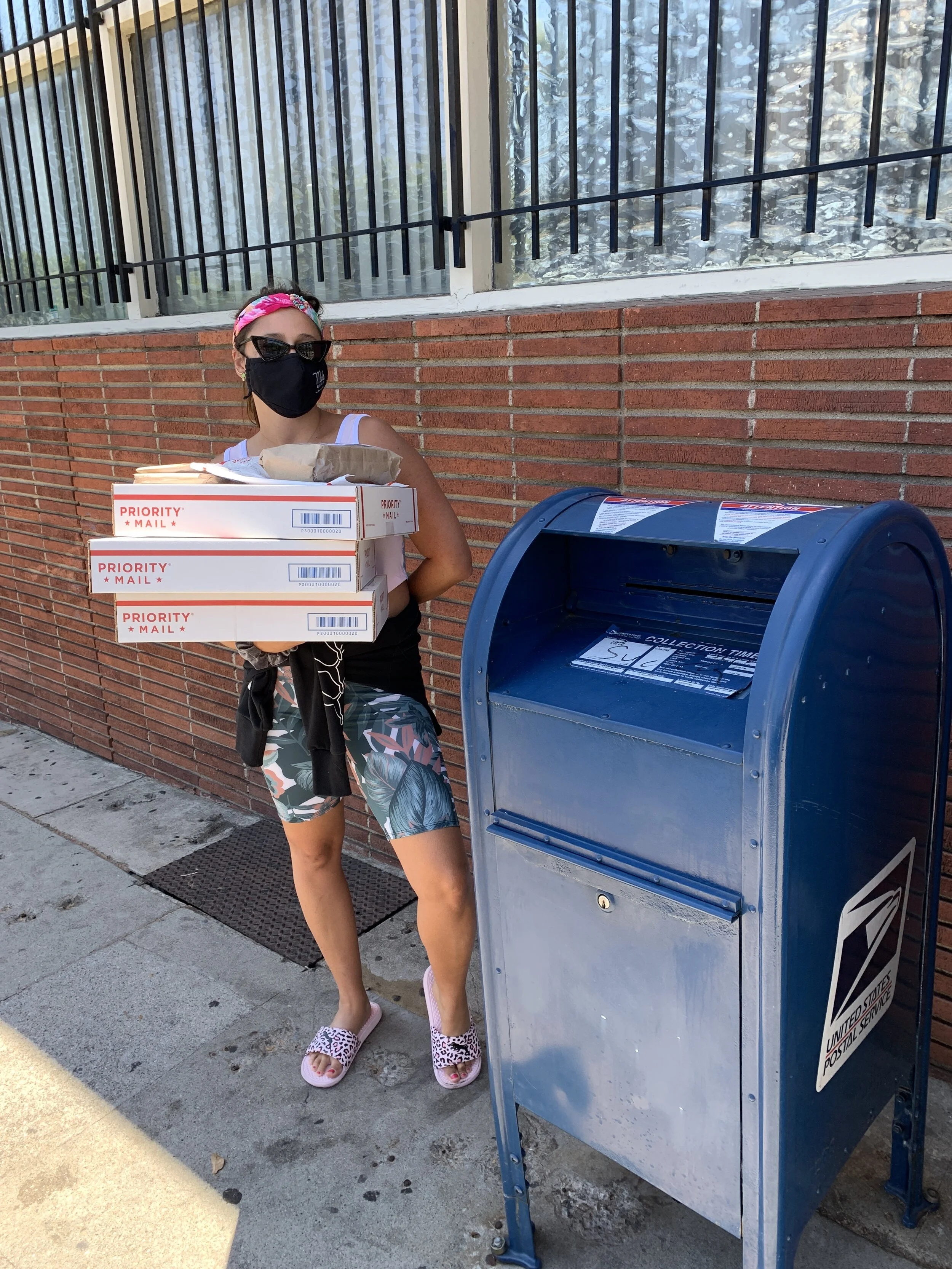 FITBRITLA’S 10 WAYS TO BE SUCCESSFUL ON POSHMARK