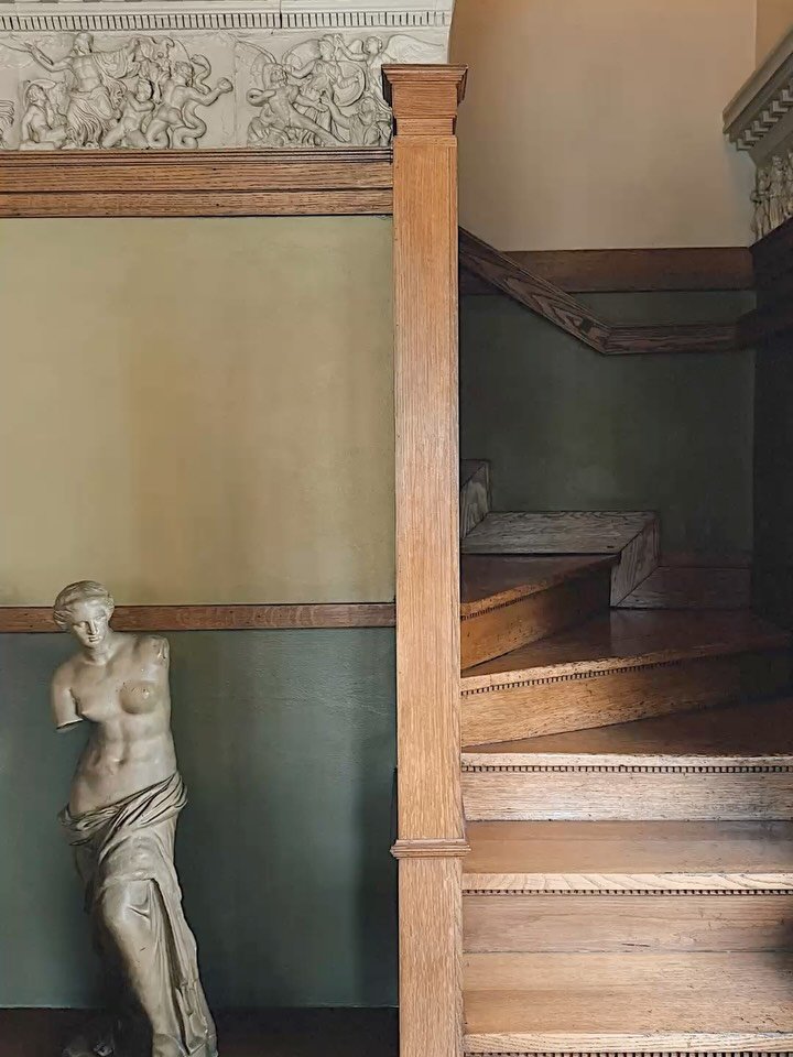 finally made a visit to Frank Lloyd Wright&rsquo;s Home and Studio @ &mdash; a home that feels more like a living sketchbook; where he tested ideas in real time, built a studio rooted in collaboration, and made space for creativity to unfold for hims