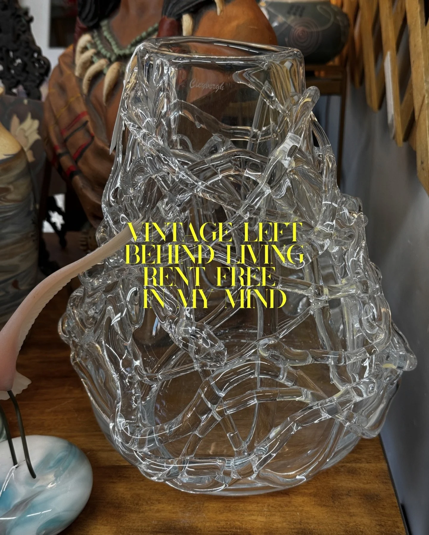 vintage left behind living rent free in my mind [ vol.2 ] 

according to the clique of elder but seasoned ladies at Long Beach antiques, clear glass is &ldquo;making its way back&rdquo; 🤫 you heard it here first