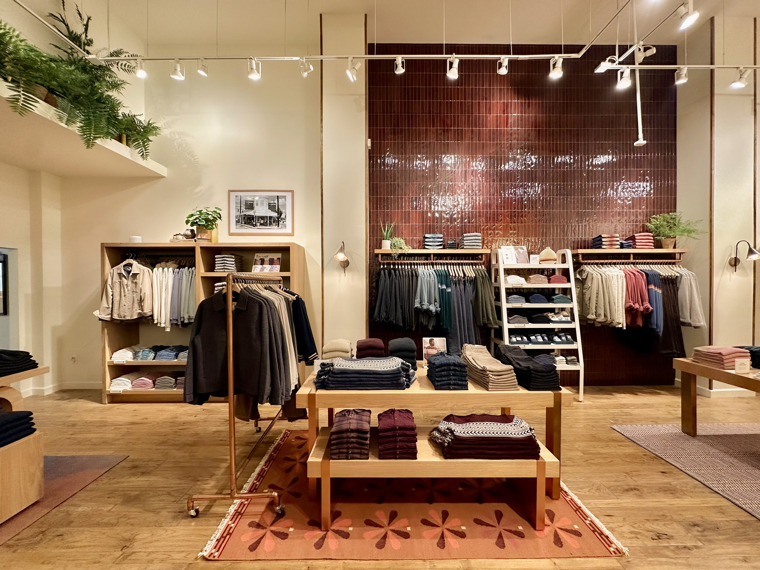 Eclectic Prodigy x Marine Layer Philadelphia Retail Design