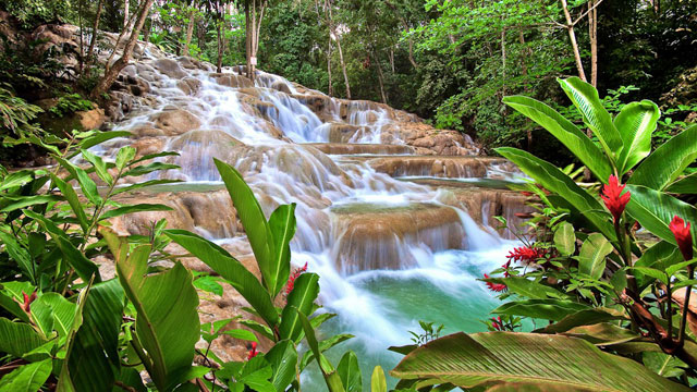 Waterfalls_640x360.jpg