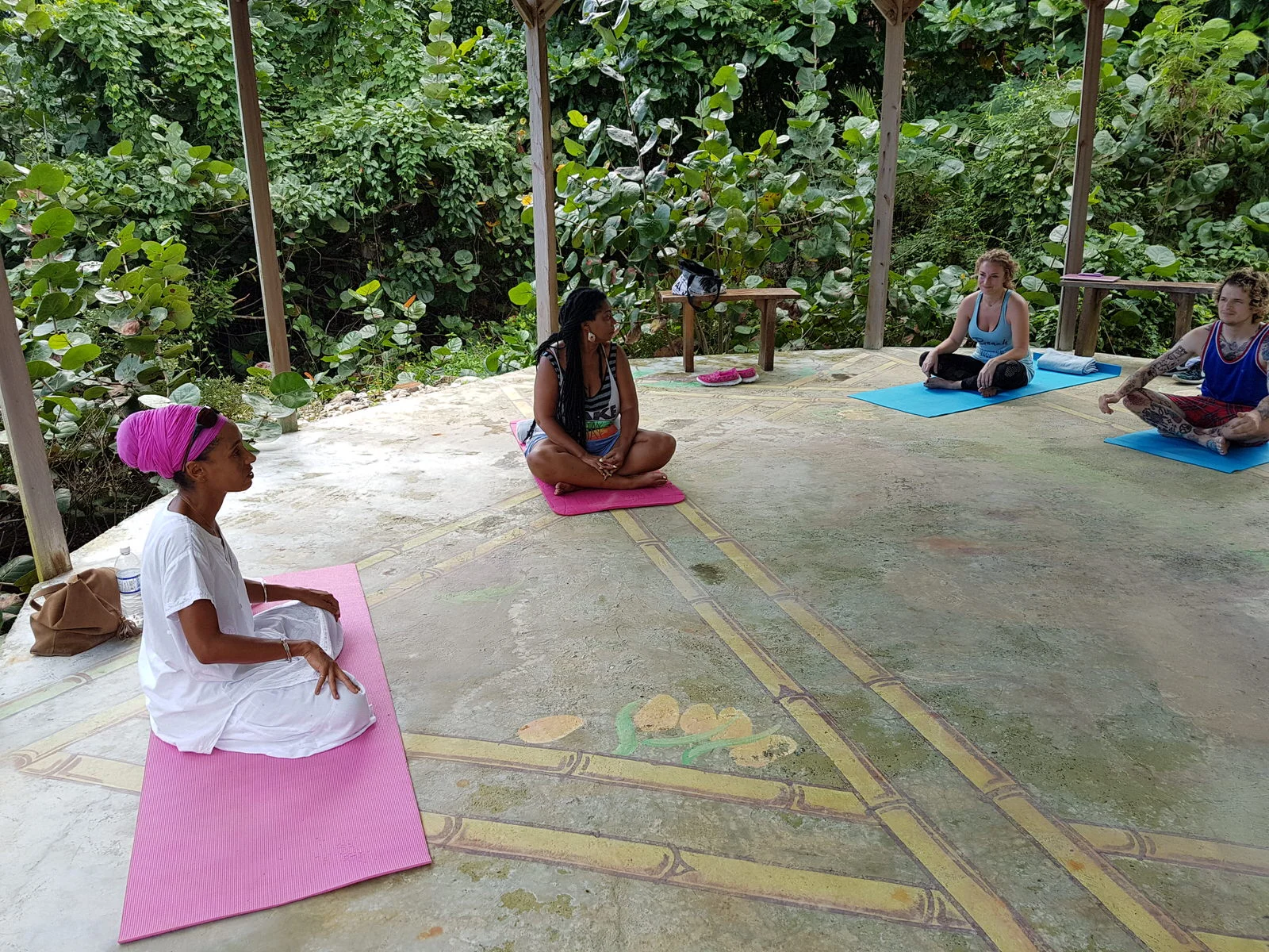 GH Yoga 1.jpg