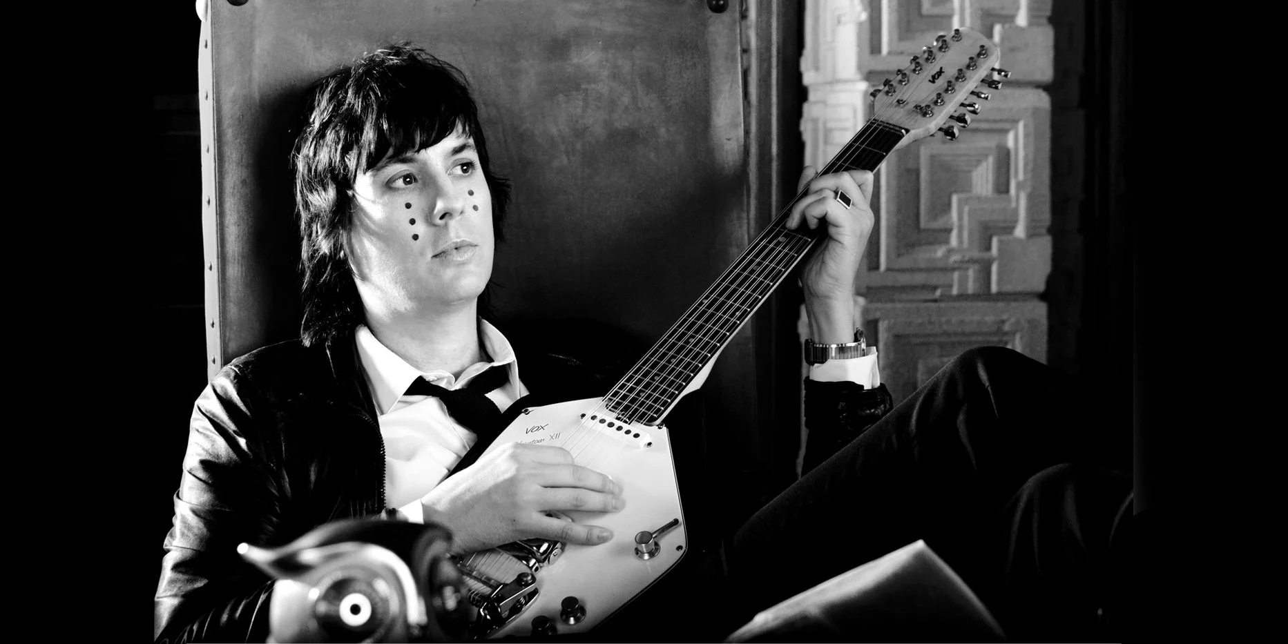 johnnyjewel1865x9333.jpg