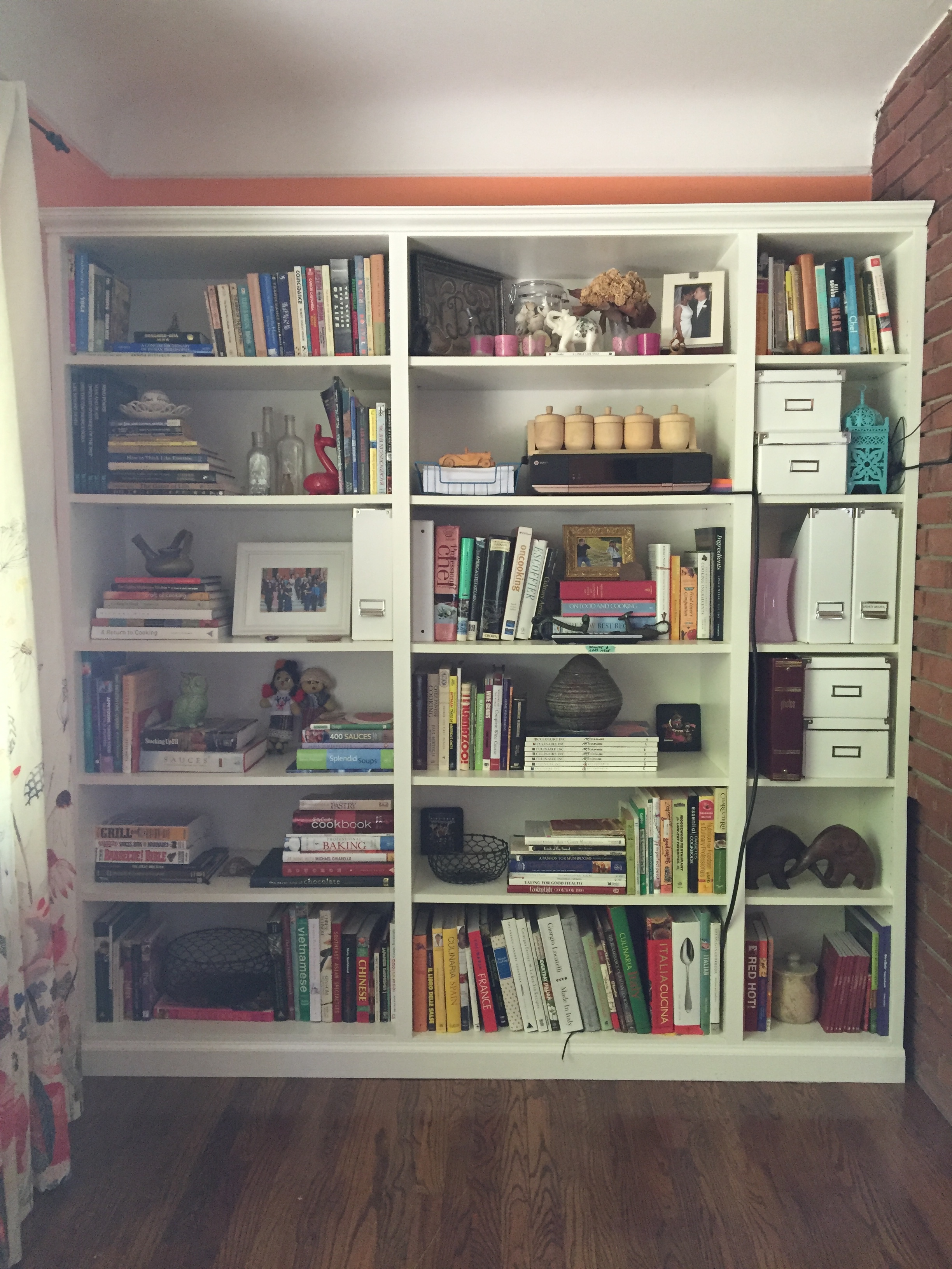 The left side bookshelf..... Next project is figuringout how to hide TV and printer wires.....