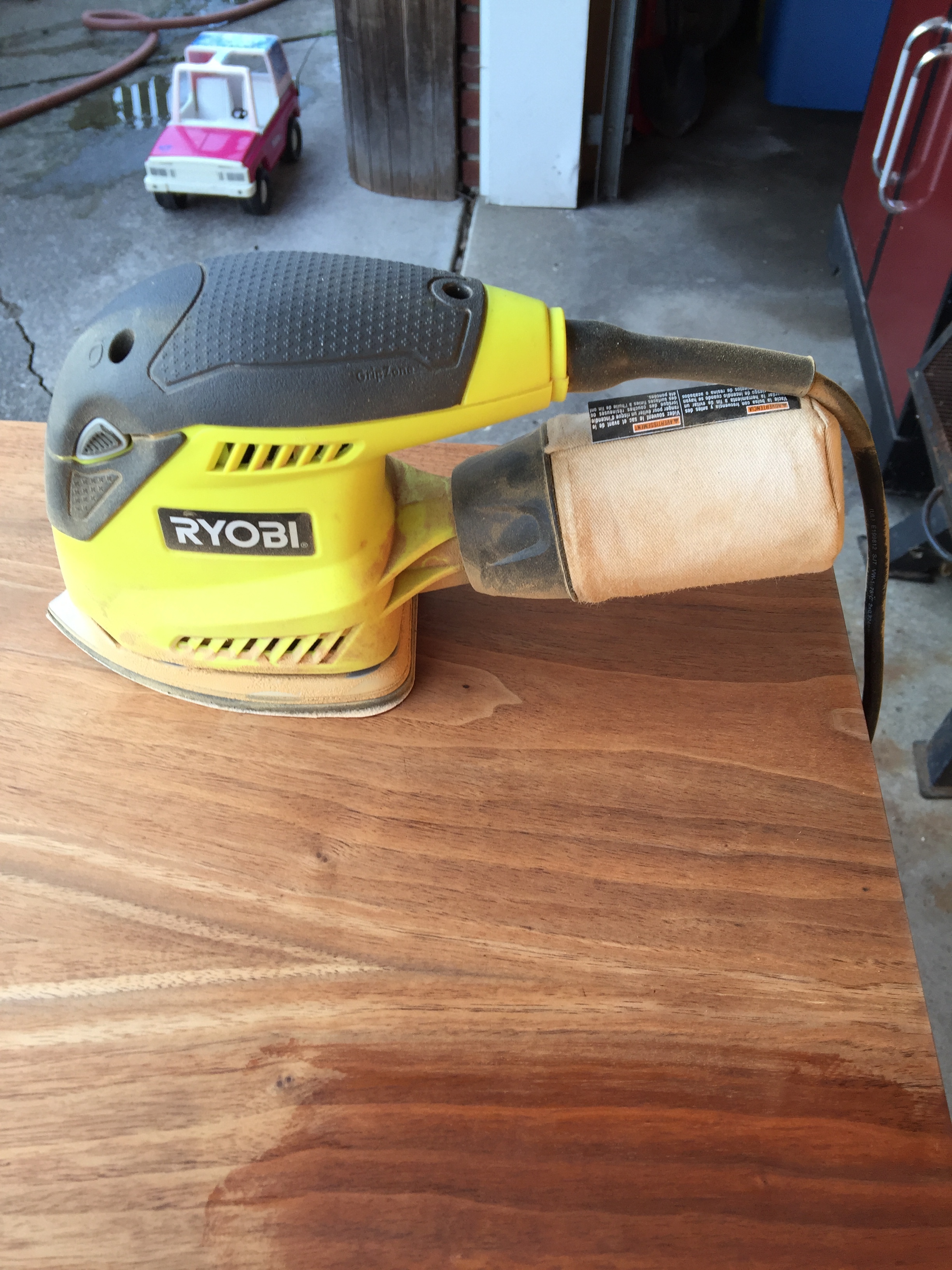 See how nice and rich the stain makes the wood?