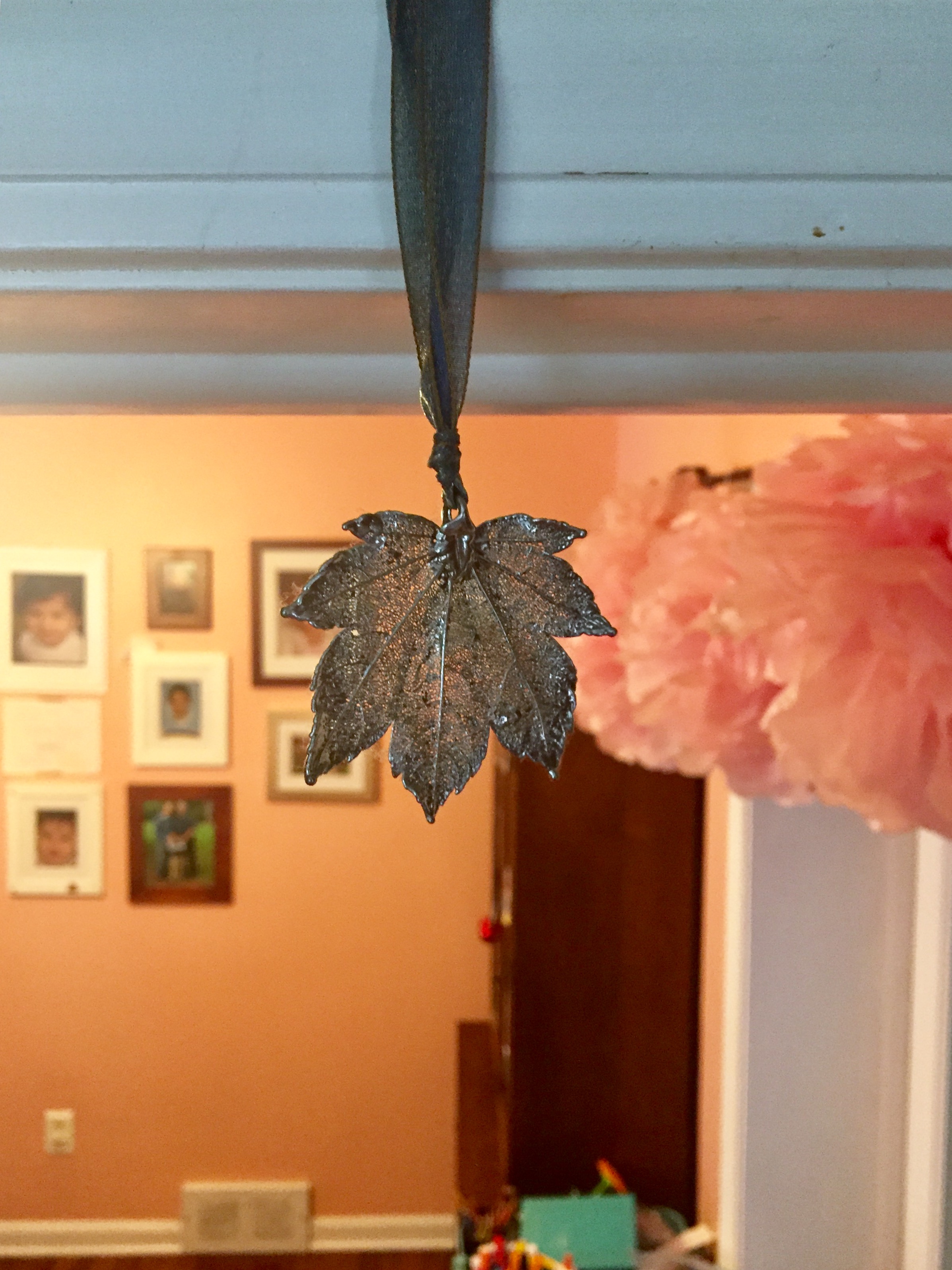 hug leaf.jpg