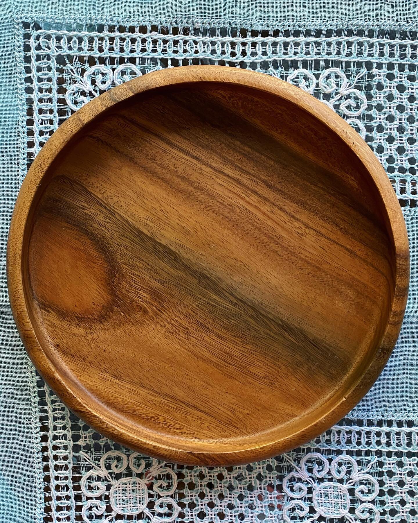 ✨FOR SALE:✨
Shallow wood bowl/tray. Another piece with beautiful wood grain! 
Purrrrrrrrfect as a tray on your kitchen counter for oil and vinegar bottles! Or as a tray anywhere else! Love this one. Perfect condition. 
12.75&rdquo; wide x 1.5&rdquo; 