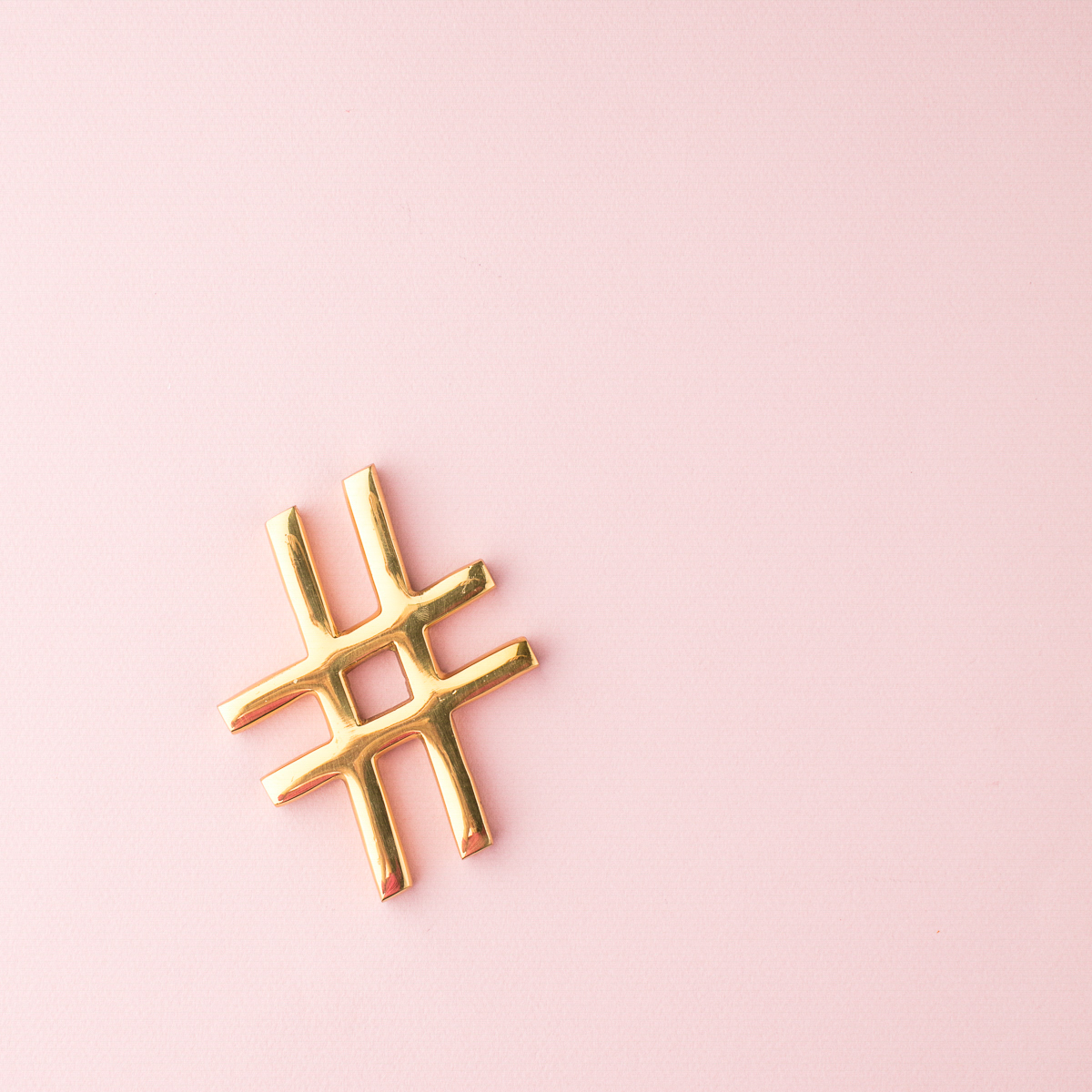 The PR Behind The Pretty: SOCIAL MEDIA 101