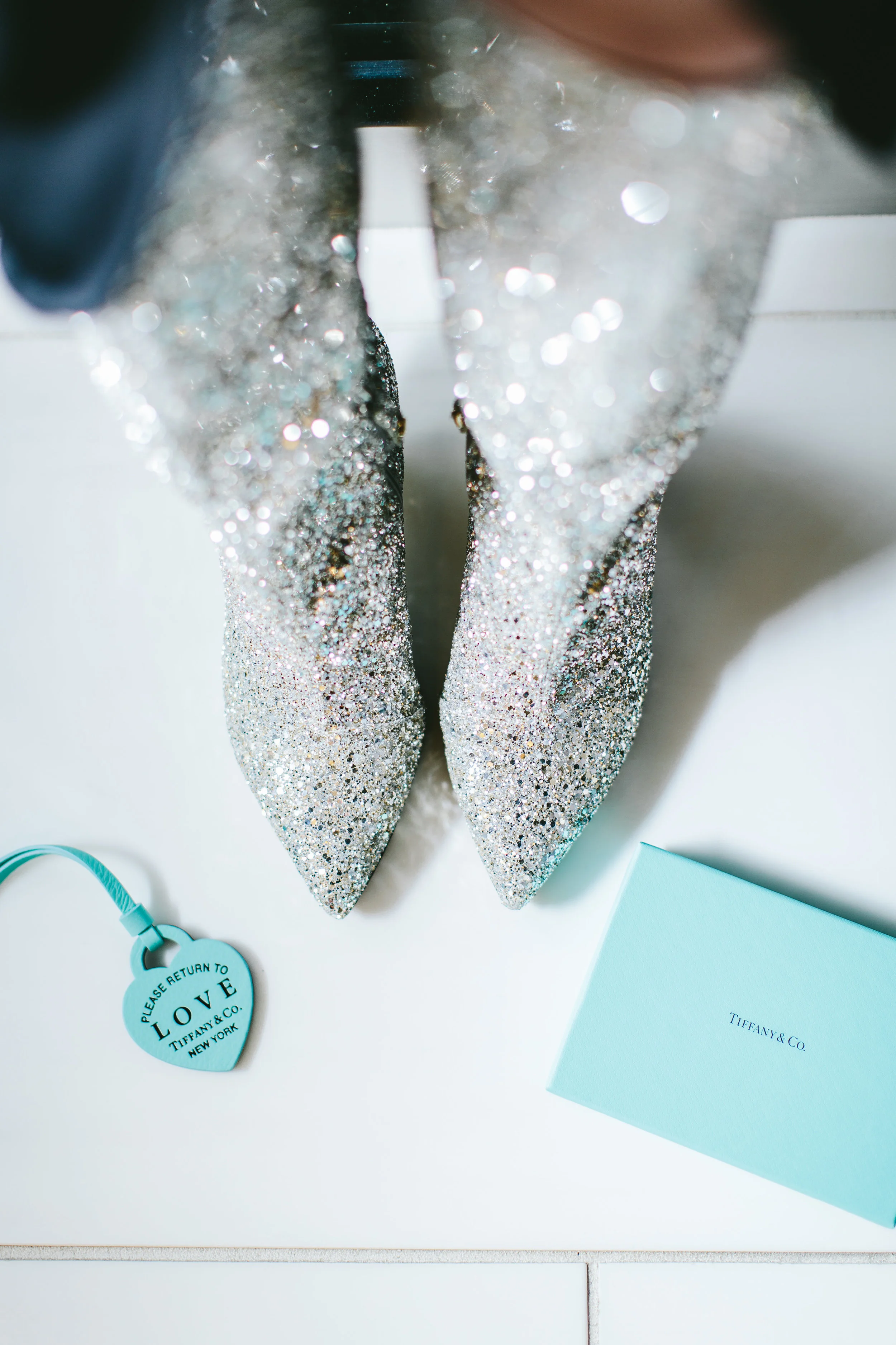KATE+SPADE+BOOTS+GLITTER+TIFFANY+THE+CAROLINE+DOLL.jpg
