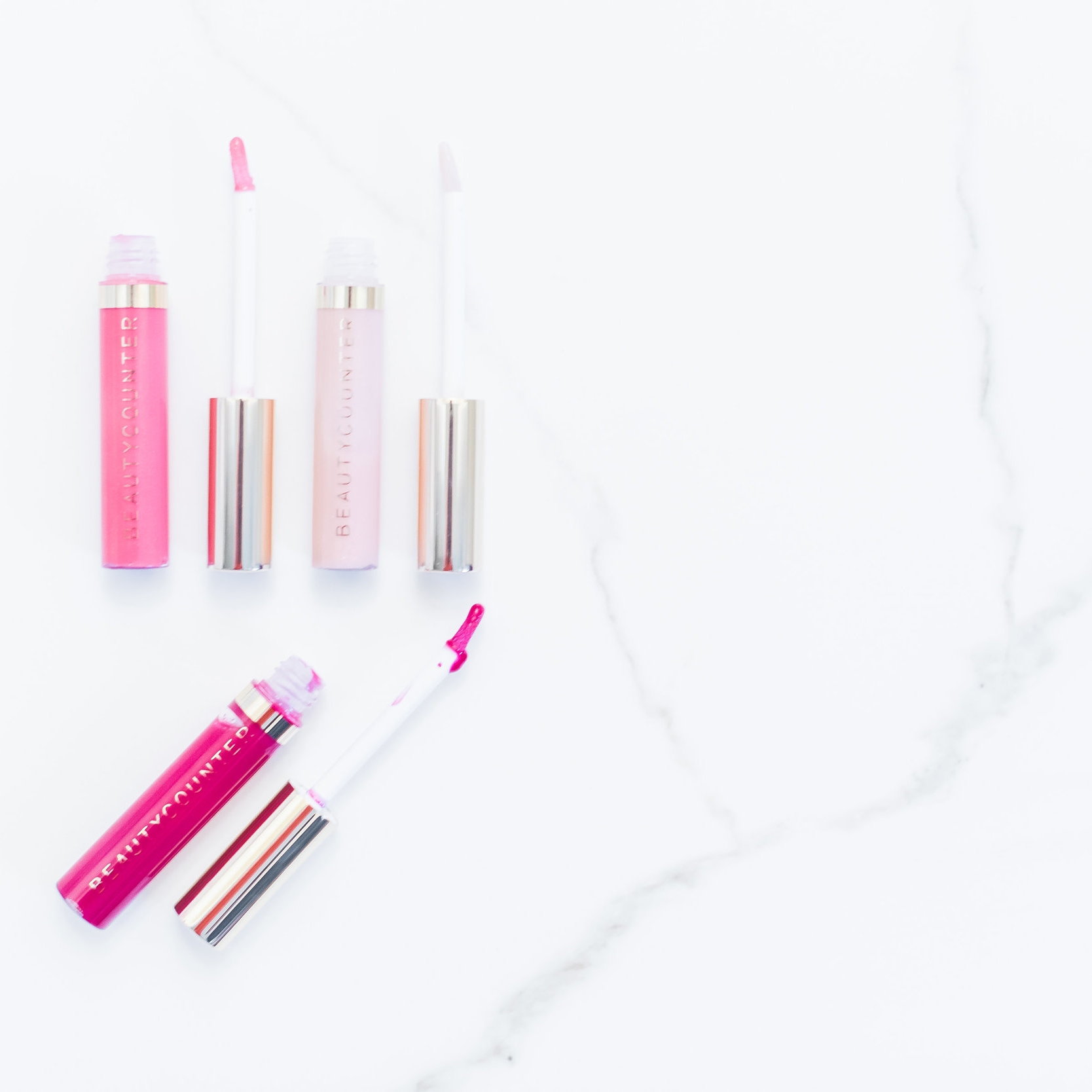 THE+CAROLINE+DOLL+SHOPPING+GUIDE+DECEMBER+BEAUTYCOUNTER.jpg