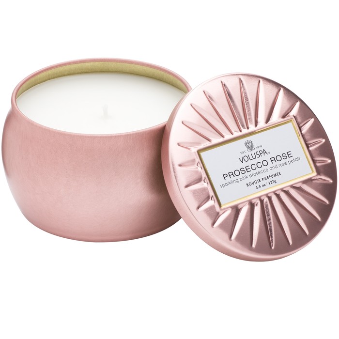 THE-CAROLINE-DOLL-BLOG-FASHION-BLOGGER-LIFESTYLE-BIRTHDAY-GIFT-GUIDE-PINK-voluspa.jpg