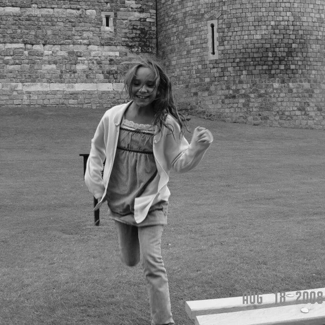 Ryann Ross  - Blubird [Music Video Review]