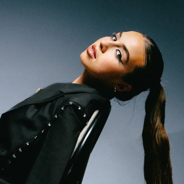 Enola Bedard - Una Vez [Music Review]