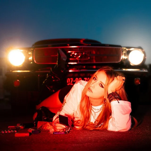Jessmin - Stuck In Yesterday [Music Review]