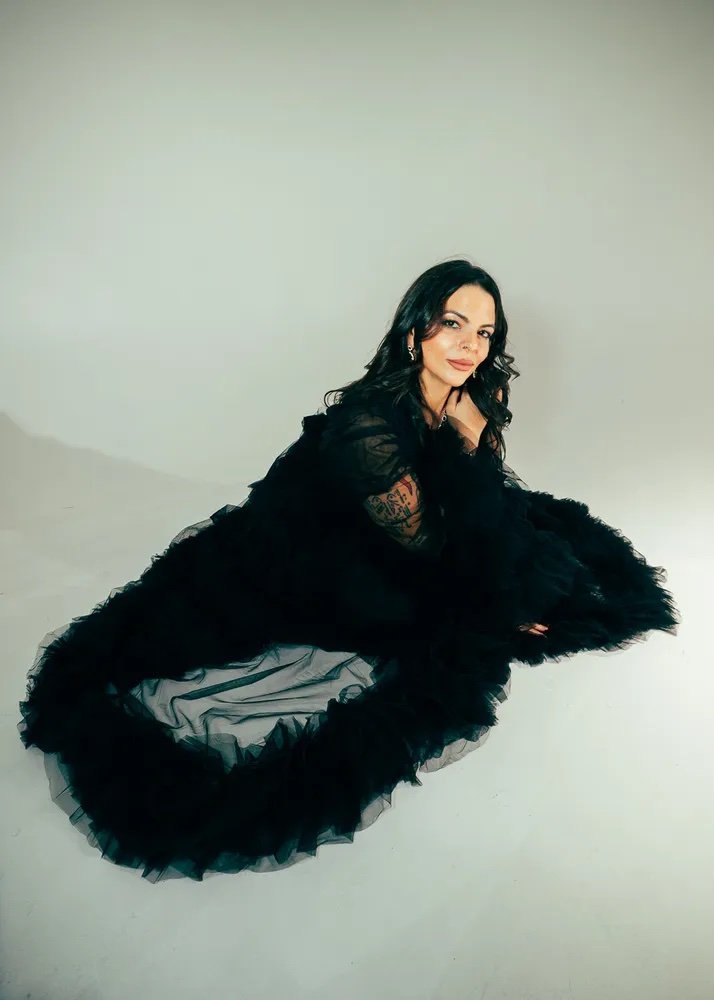Soleil- Heart Strings [Music Video Review]