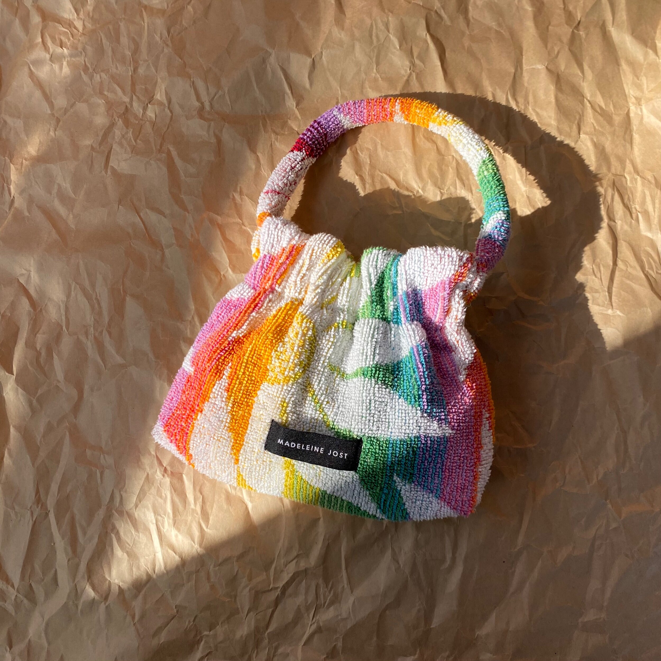 B519B318-CC2F-4AD4-B4FD-2D626F2030EA