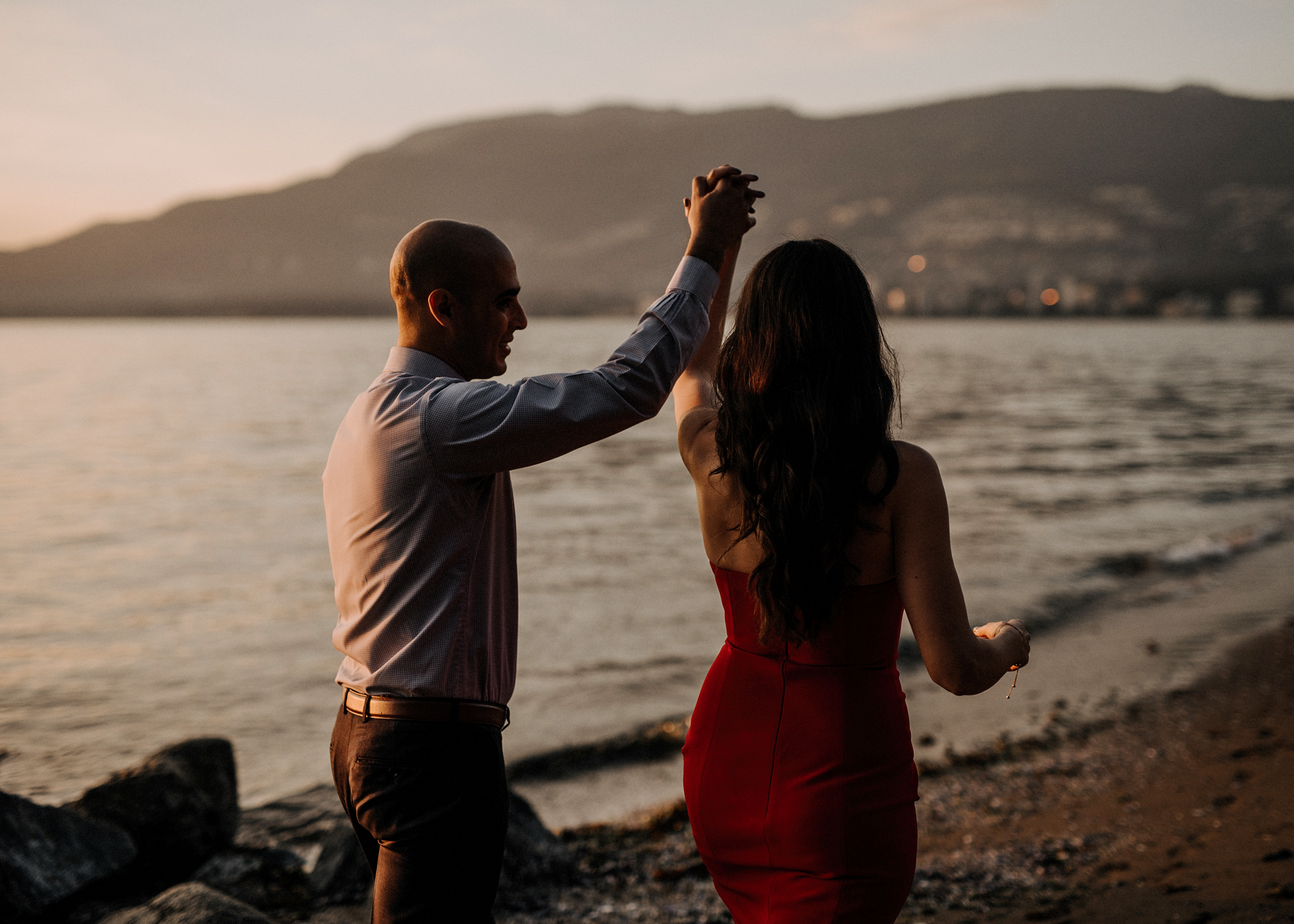 014-kaoverii-silva-AJ-prewedding-vancouver-photography-blog.png