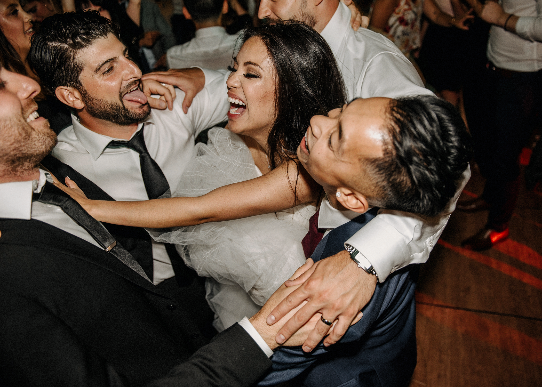 061-kaoverii-silva-sd-wedding-vancouver-ubc-museum-of-anthropology-photography-blog.png