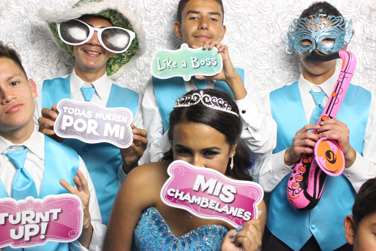 Quinceñeras