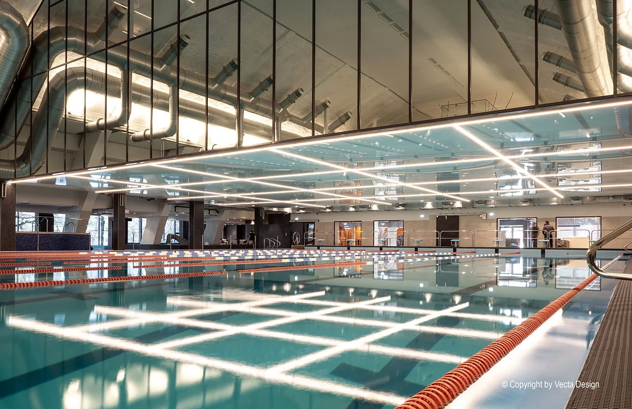 Vecta-swimming-pool-stretch-ceiling-linear-lighting.jpg