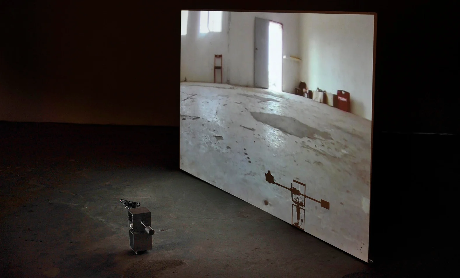 Site-performance of Kostka , Meetfactory (center for contemporary art) Prague, 2016.