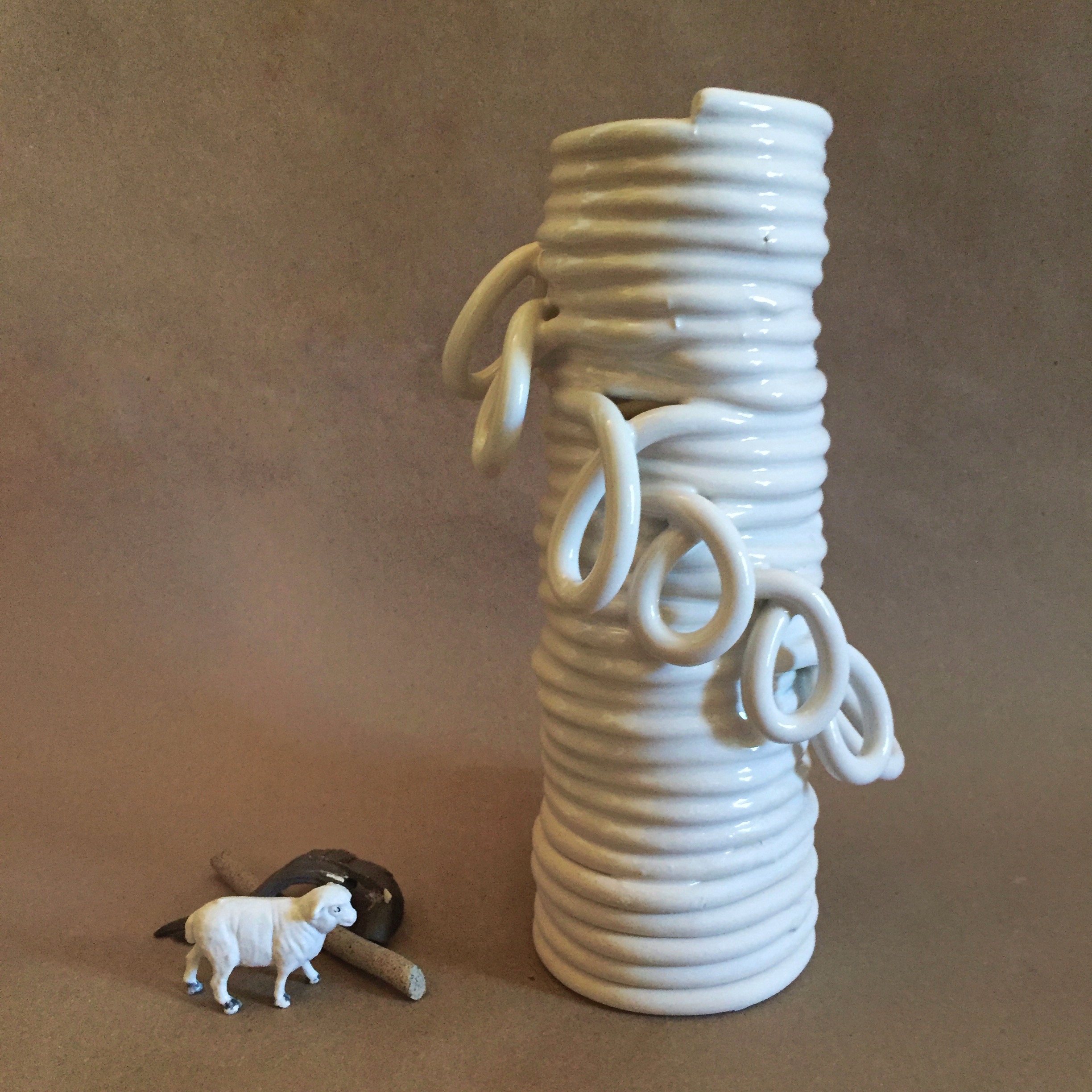 white loops vase.jpg