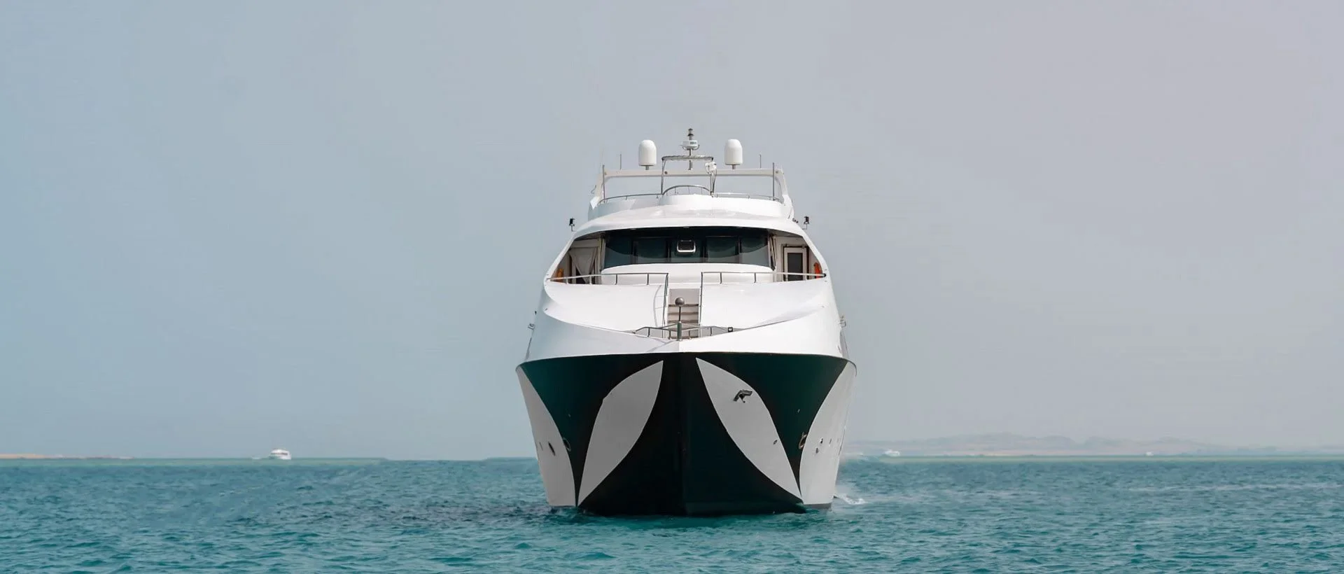 MY Almonda_Ocean Breeze_boat banner3_lg.jpg