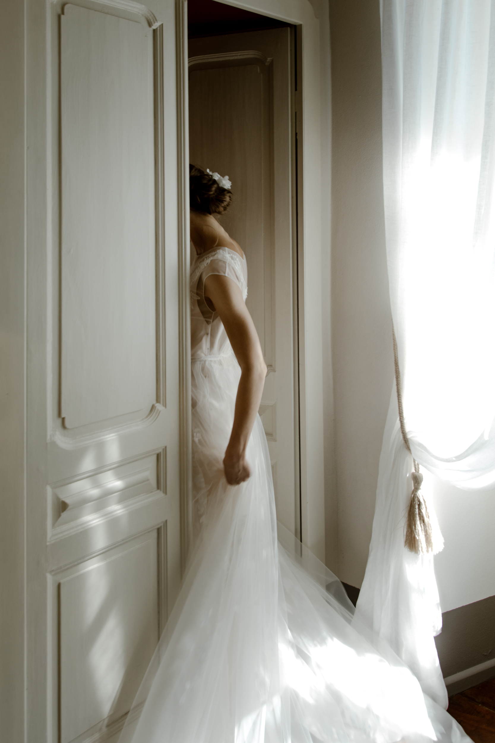 tulle-wedding-dress.jpg