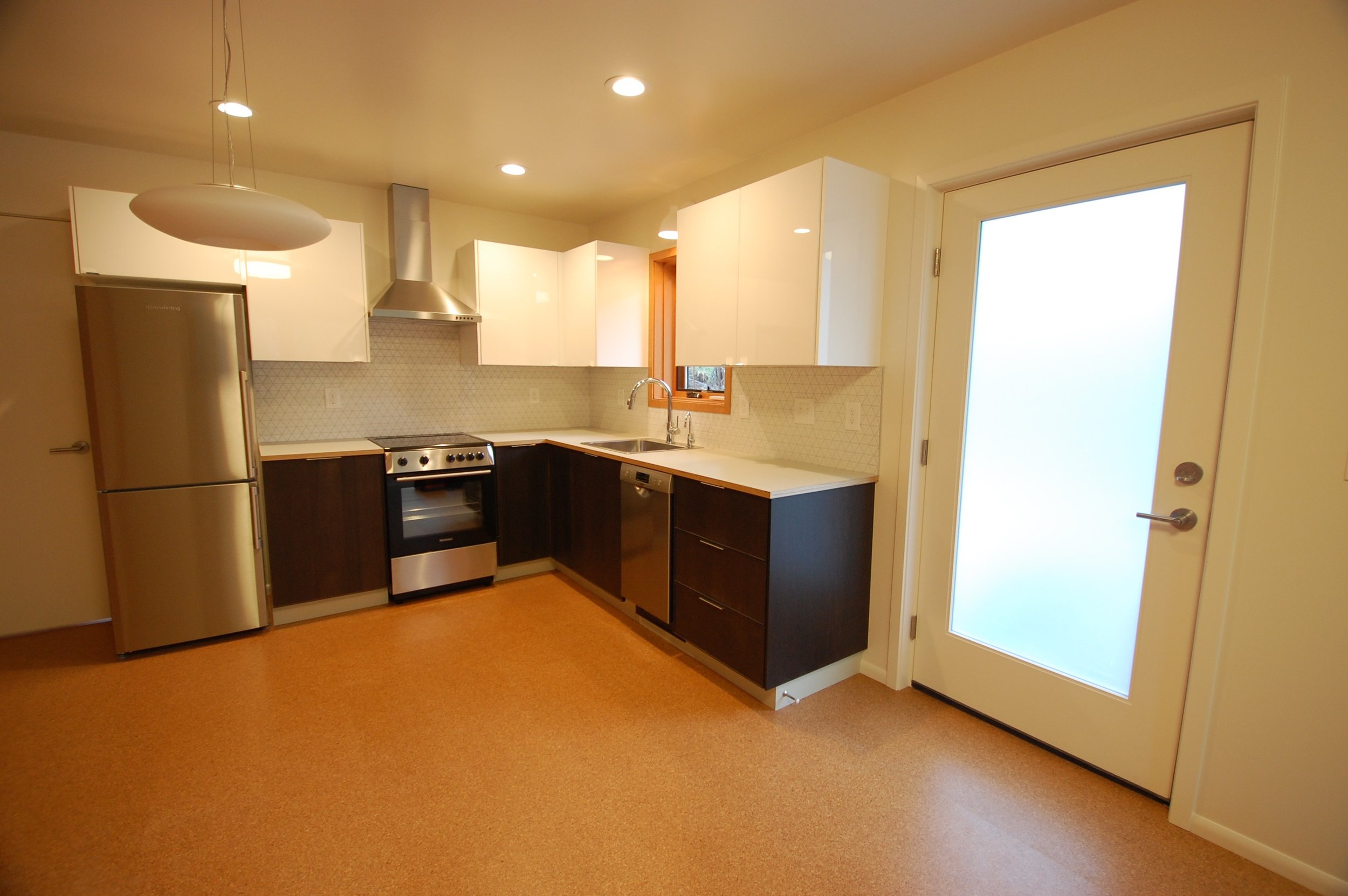 Smith_Hayes_Brothers_Construction_ADU_Basement_Kitchen_2a.jpg