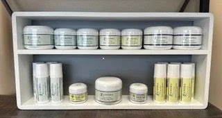 Welcome October!

This month's 🌟Product Spotlight🌟 is on our Sombra Pain Relief products.

Looking for a natural pain reliever without the harsh chemicals and strong odors? Look no further than Sombra Therapy Gels. Easy to apply Sombra gels are fas