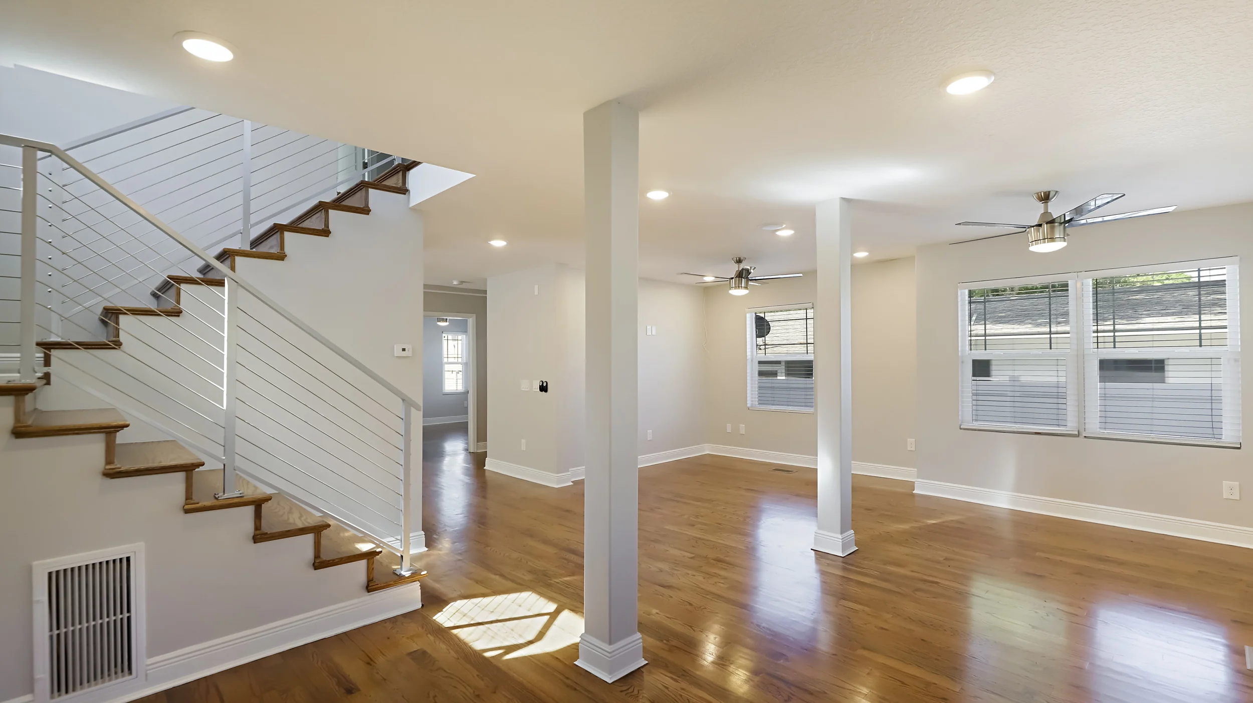 116 20th Ave SE MLS-3.jpg