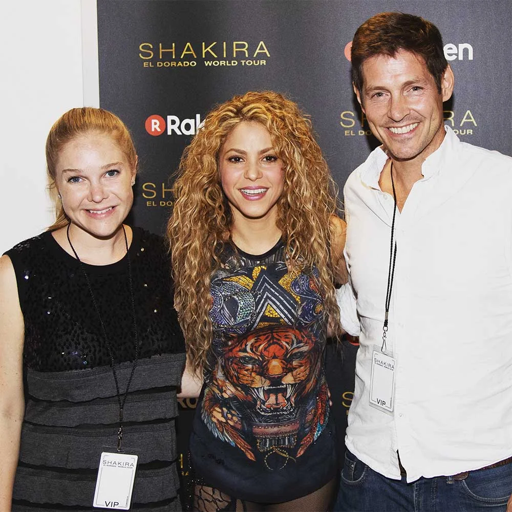 Backstage with Shakira. 