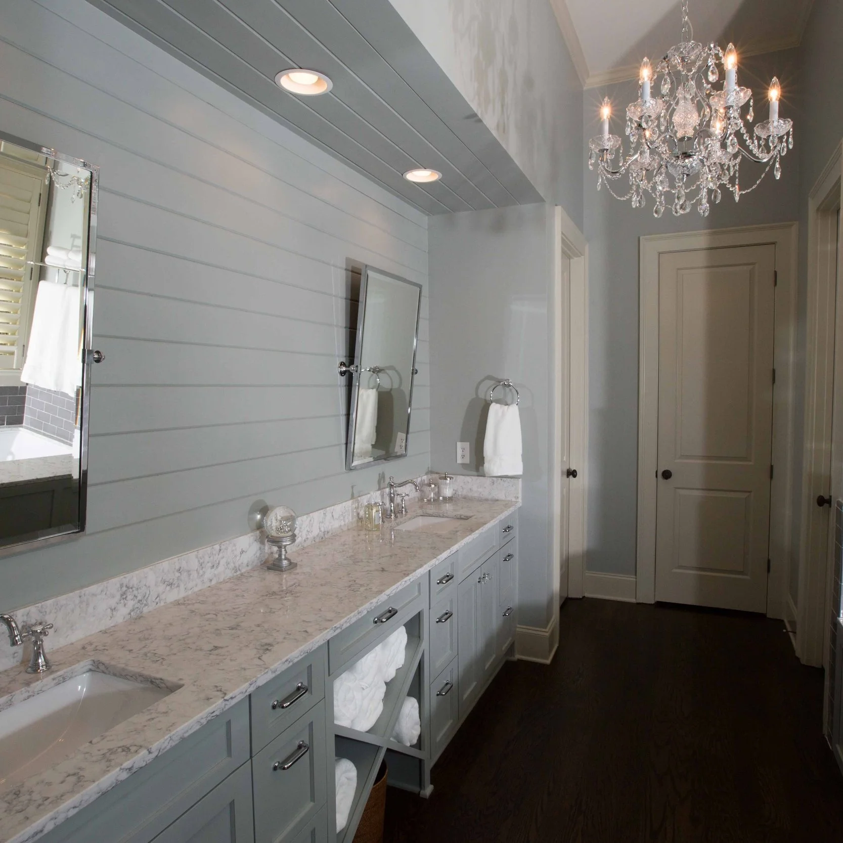 Bathroom+a.jpg