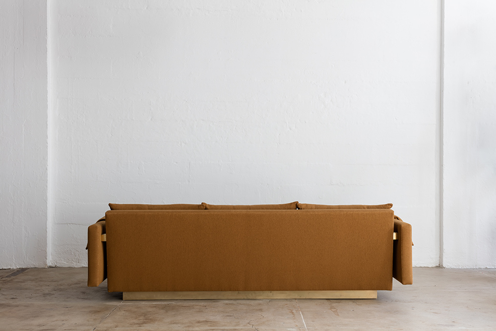 02_a_joinery_sofa.jpg