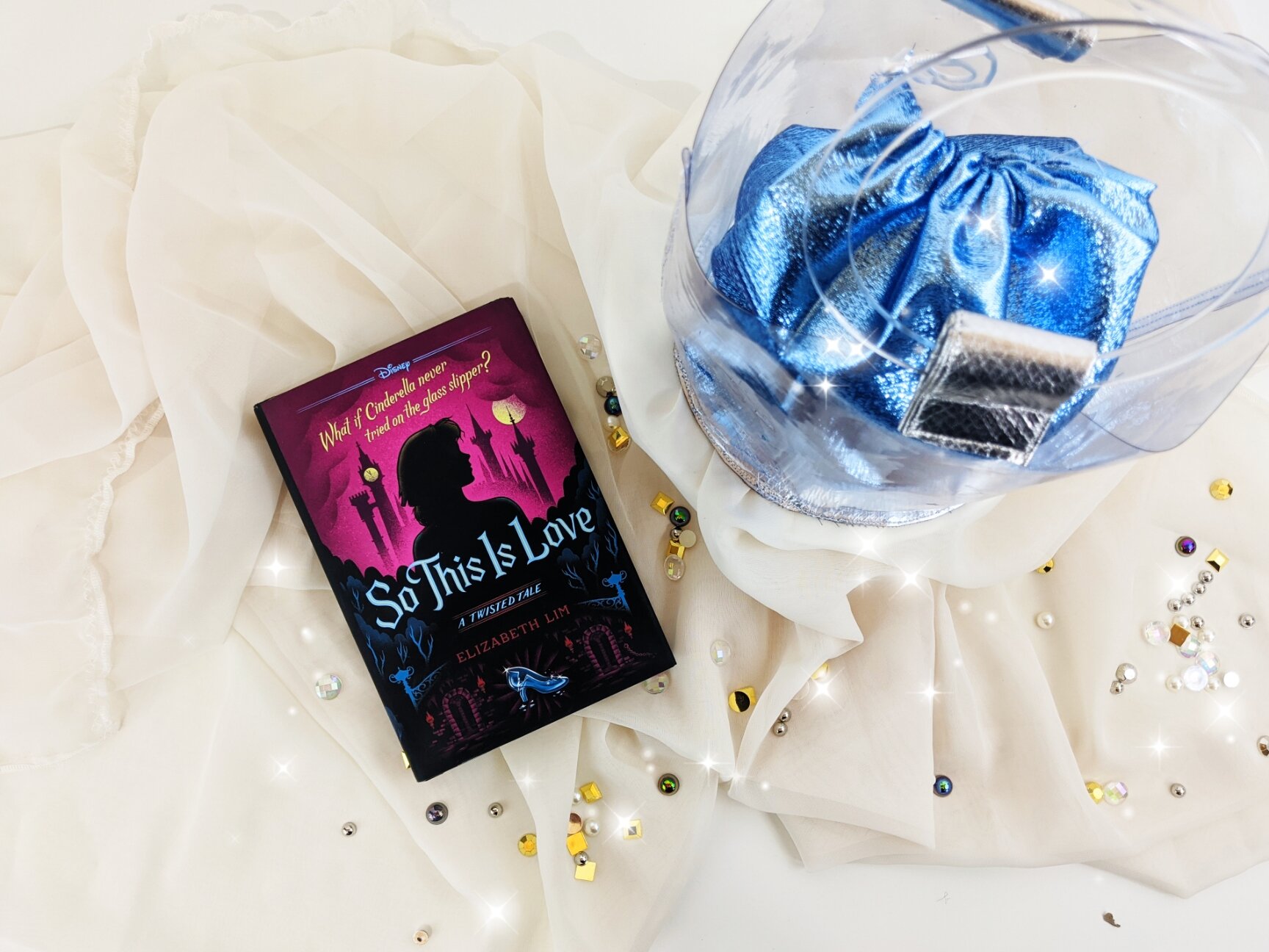 So This is Love A Twisted Tale by Elizabeth Lim - A Twisted Tale -  Cinderella, Disney, Princess Books