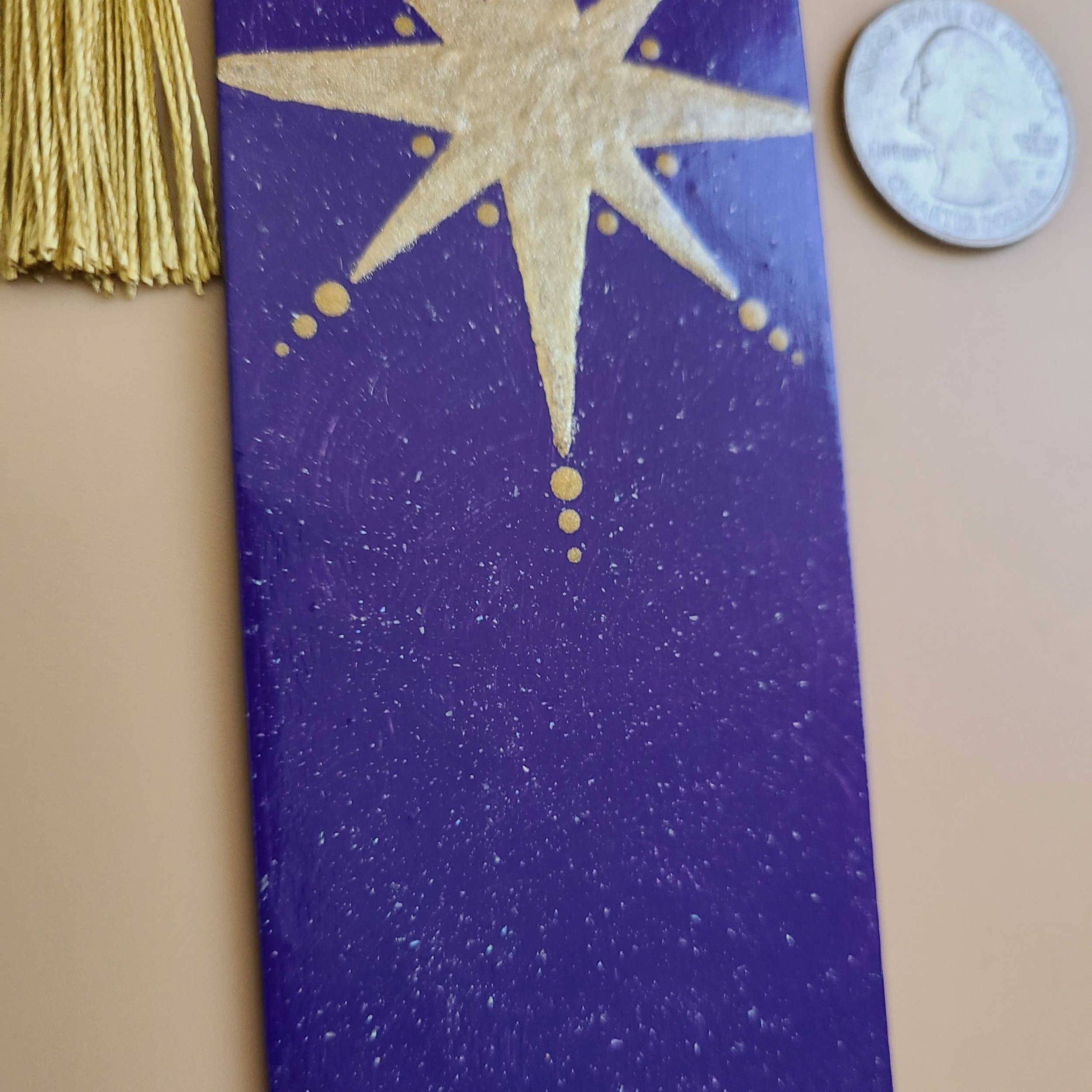 gold star close.jpg