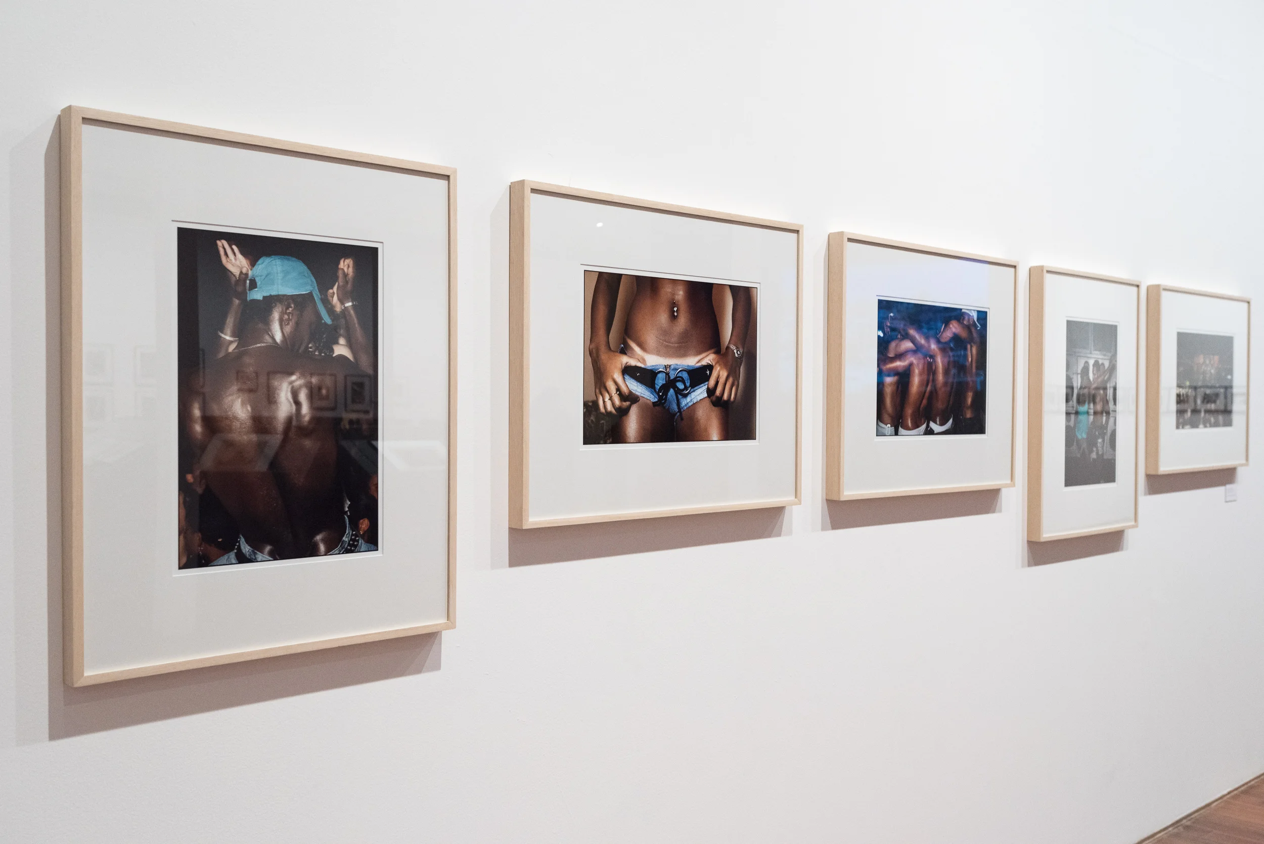 Rio - Uma Paixão Francesa - "Rio - a French Passion" collective exhibit at the Museum of Art of Rio de Janeiro (MAR) - participation of Vincent Rosenblatt with 5 images from the "Rio Baile Funk" serie.