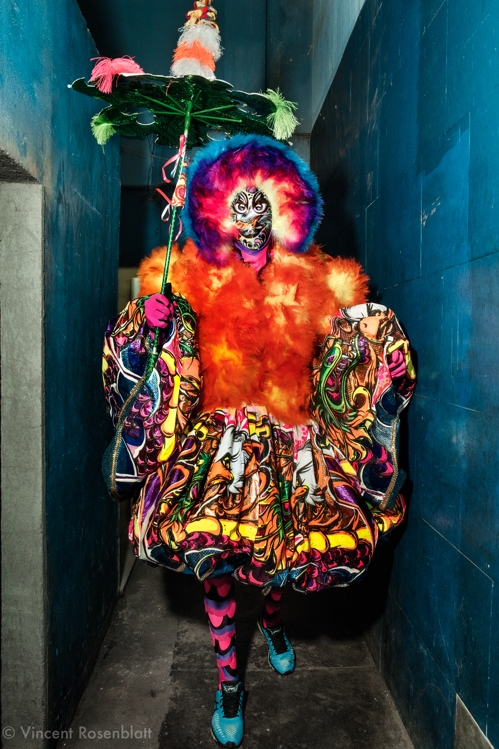 Preparations for the show of the "Amidia" group of Bate-bola (Carnival clowns) - Olaria, North Zone of Rio de Janeiro, 2017.