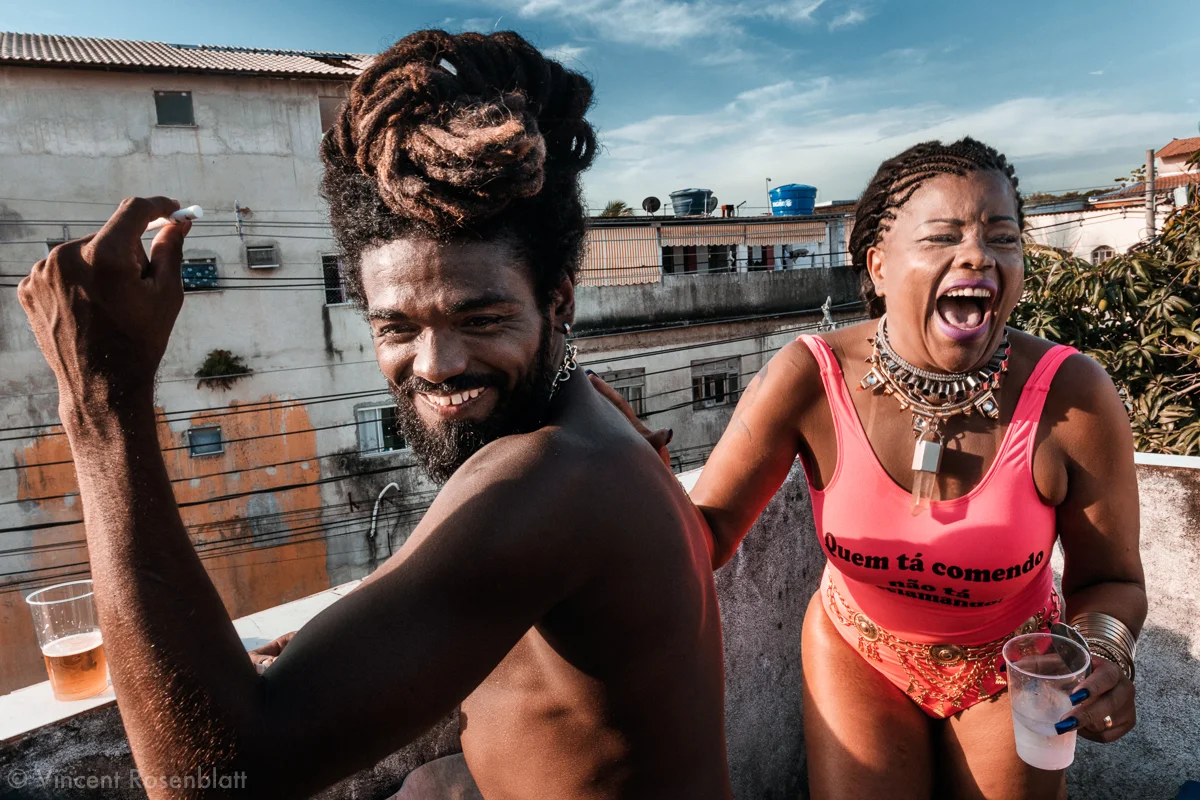 BERRO video music by Heavy Baile feat Tati Quebra Barraco & Lia Clark - shot in City of God favela, Rio de Janeiro 2017. Making of & Stills photo © Vincent Rosenblatt