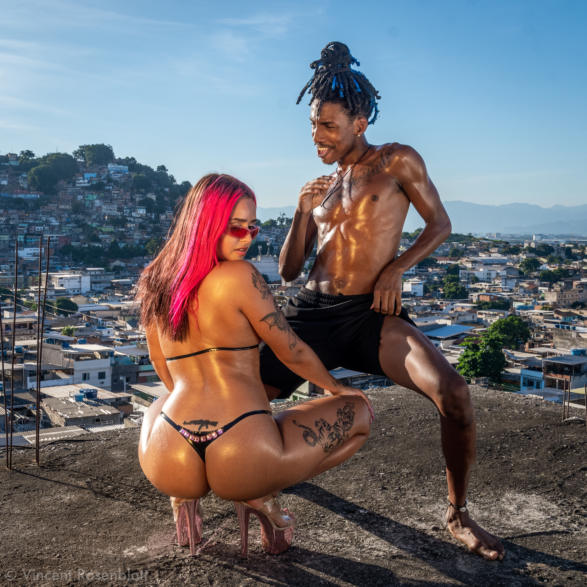  Grelinho de Diamante - MC Baby Perigosa & dancer Ronald Sheick- videomusic recorded in Vila Cruzeiro, Complexo da Penha, Rio de Janeiro 