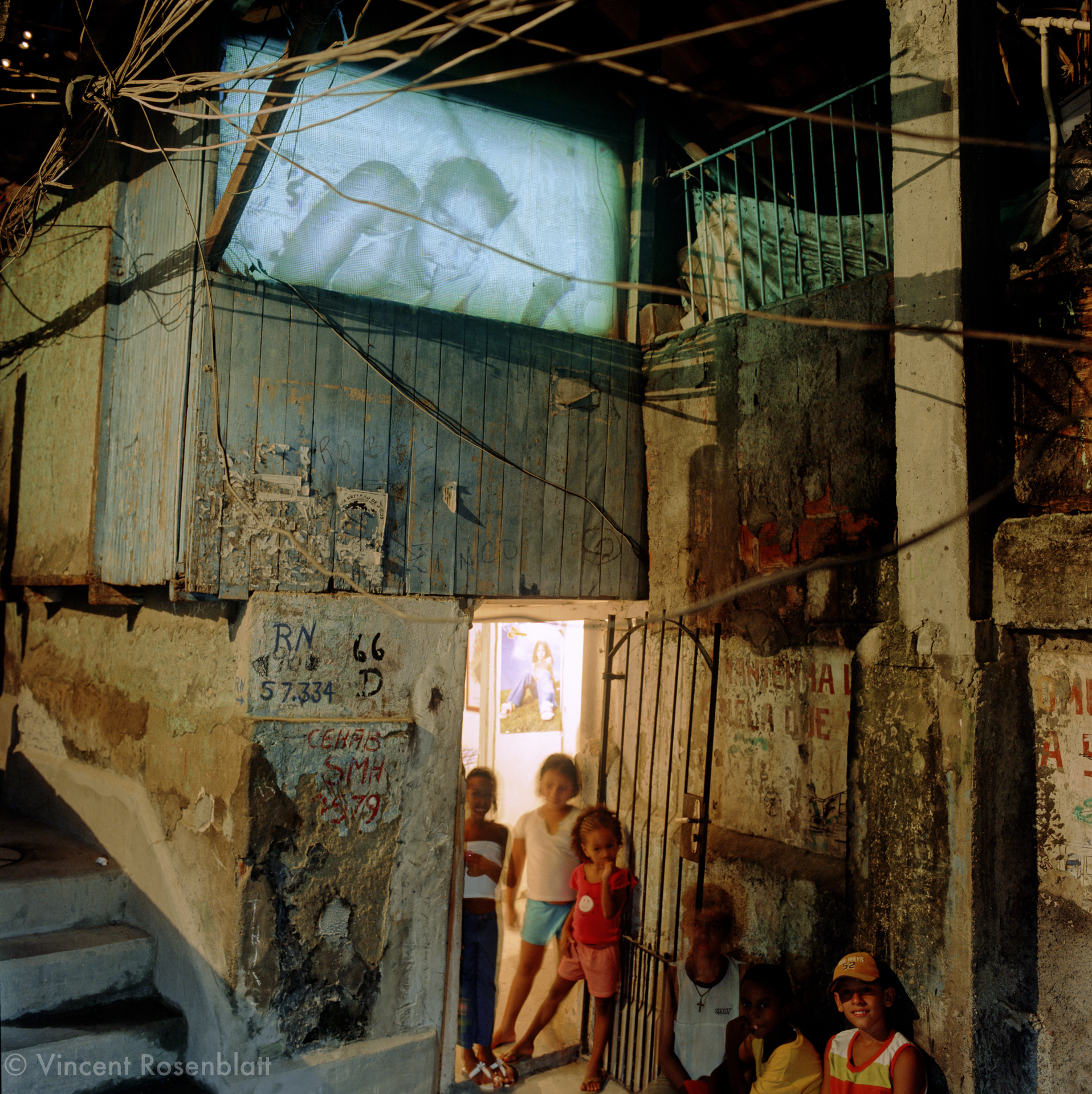 Olhares do Morro - Santa Marta