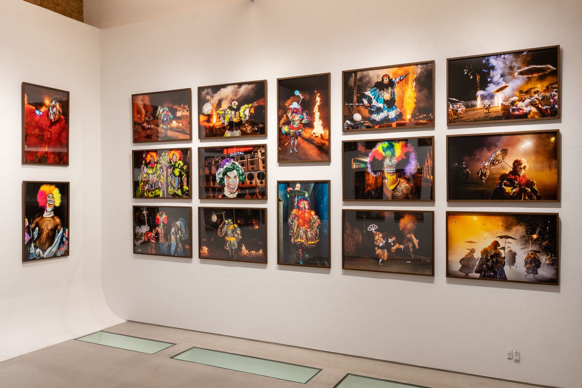  Exhibit « RIO NIGHT FEVER » by Vincent Rosenblatt at the Galeria da Gávea, Rio de Janeiro 2020 