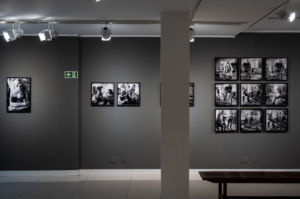  Exhibition « Insouciance - Juventudes Transatlanticas » at the Alliance Française of Botafogo, Rio de Janeiro, 2022.Show & photo © Vincent Rosenblatt 