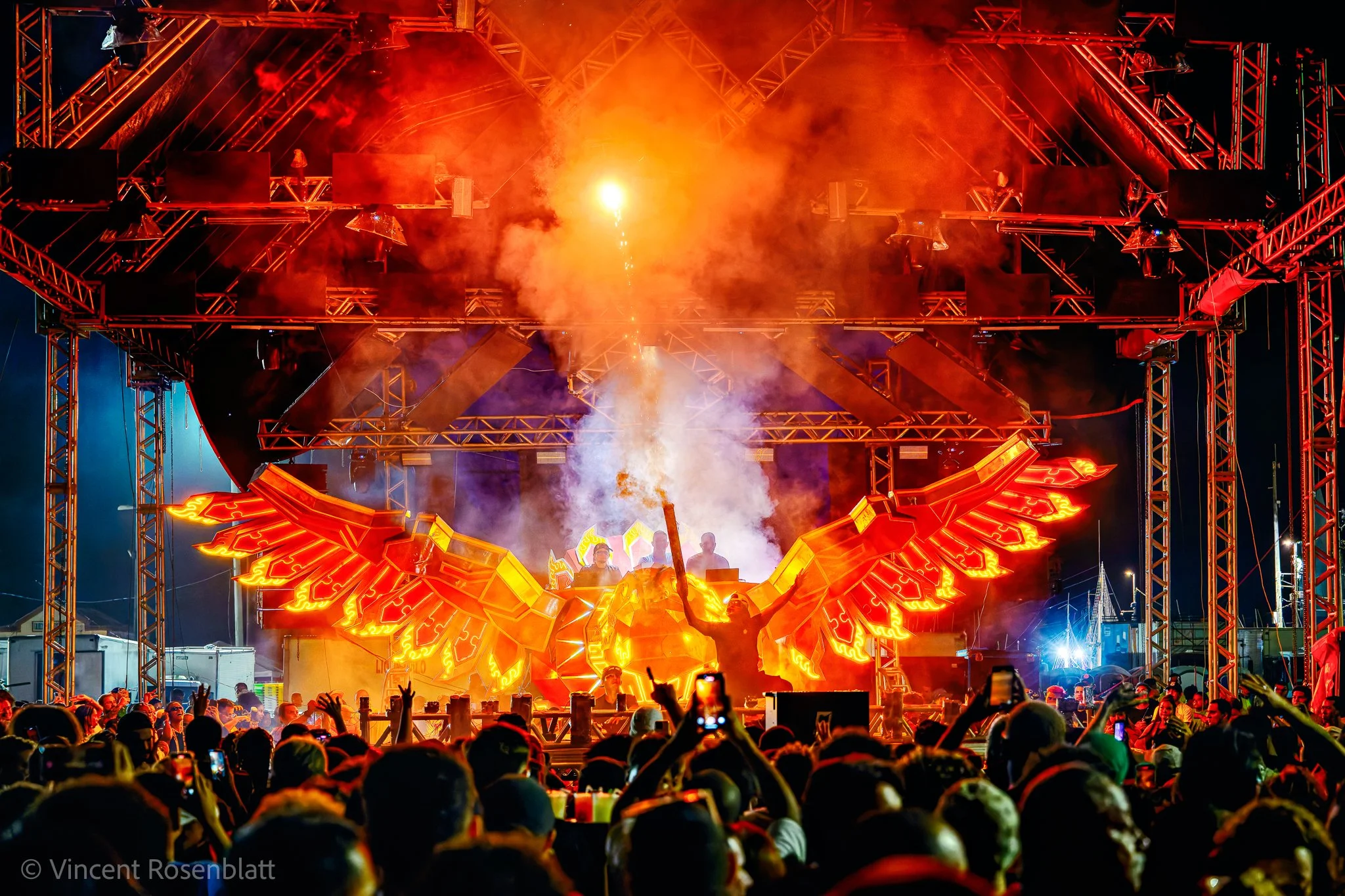146_Tecnobrega_the_religion_of_soundmachinesA.JPG