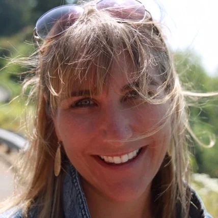 karen headshot.jpg