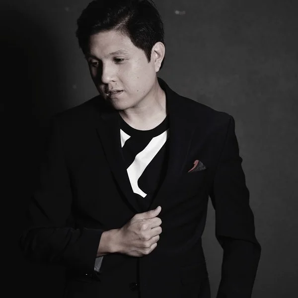 it&rsquo;s been exactly 1 week since the release of &ldquo;breaking habits.&rdquo; thank you all for listening to the record. hearing that these stories are resonating with you makes me the most happy. more to come soon. ❤️ #BreakingHabitsMB