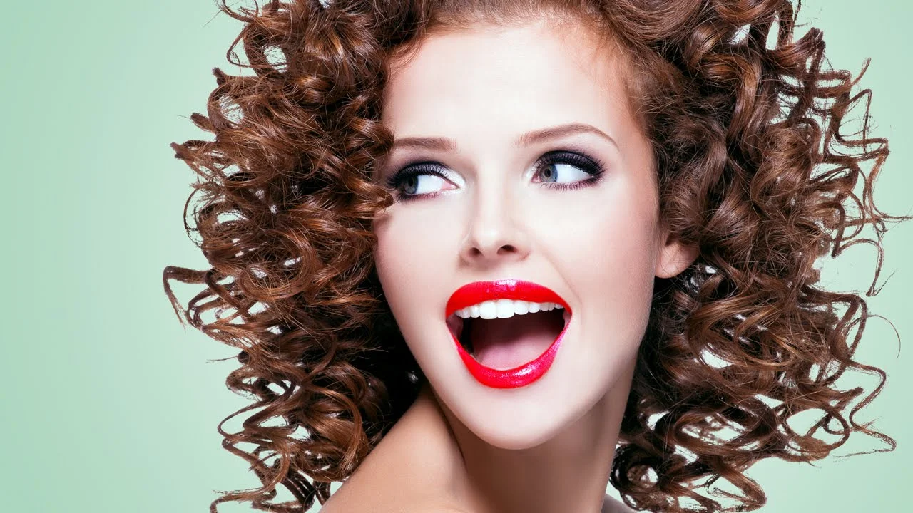 Cut Out Curly Hair in Photoshop