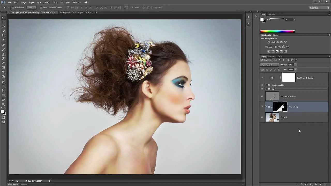 Retouch, Airbrush & Smooth Skin Professionally in Photoshop