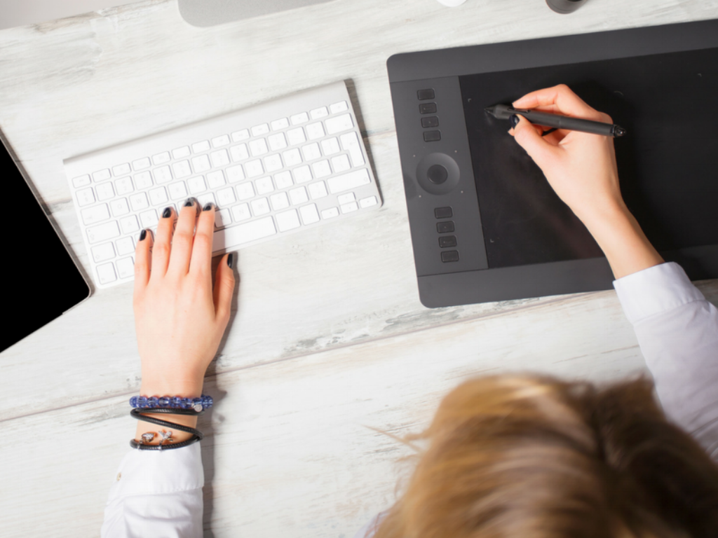 How To Easily Change Eye Color in Photoshop