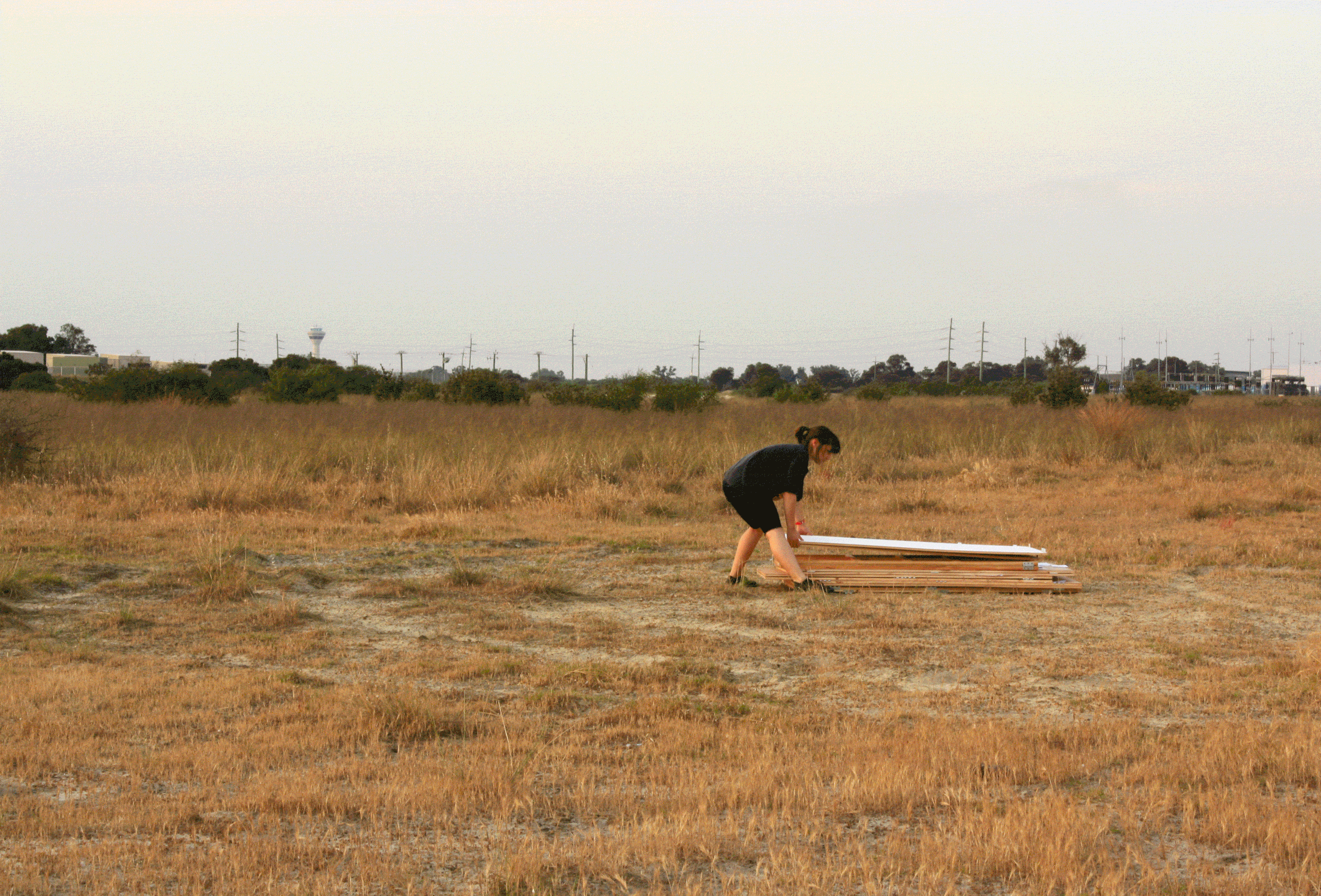 'Portable Studio' was my second year art project, where I built a flat packable version of my studio space so I could take it to a number of environments and then work/spend time there. With an interest in relational aesthetics , I sought out to get an idea of a site just by experiencing it. I'd take notes on my observations whilst I was inside, often reliant on other senses such as sound, smell and changes in light.